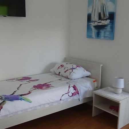 Apartmani Rina Šibenik Esterno foto