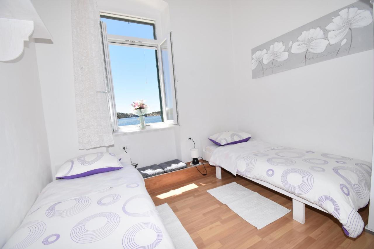 Apartmani Rina Šibenik Esterno foto