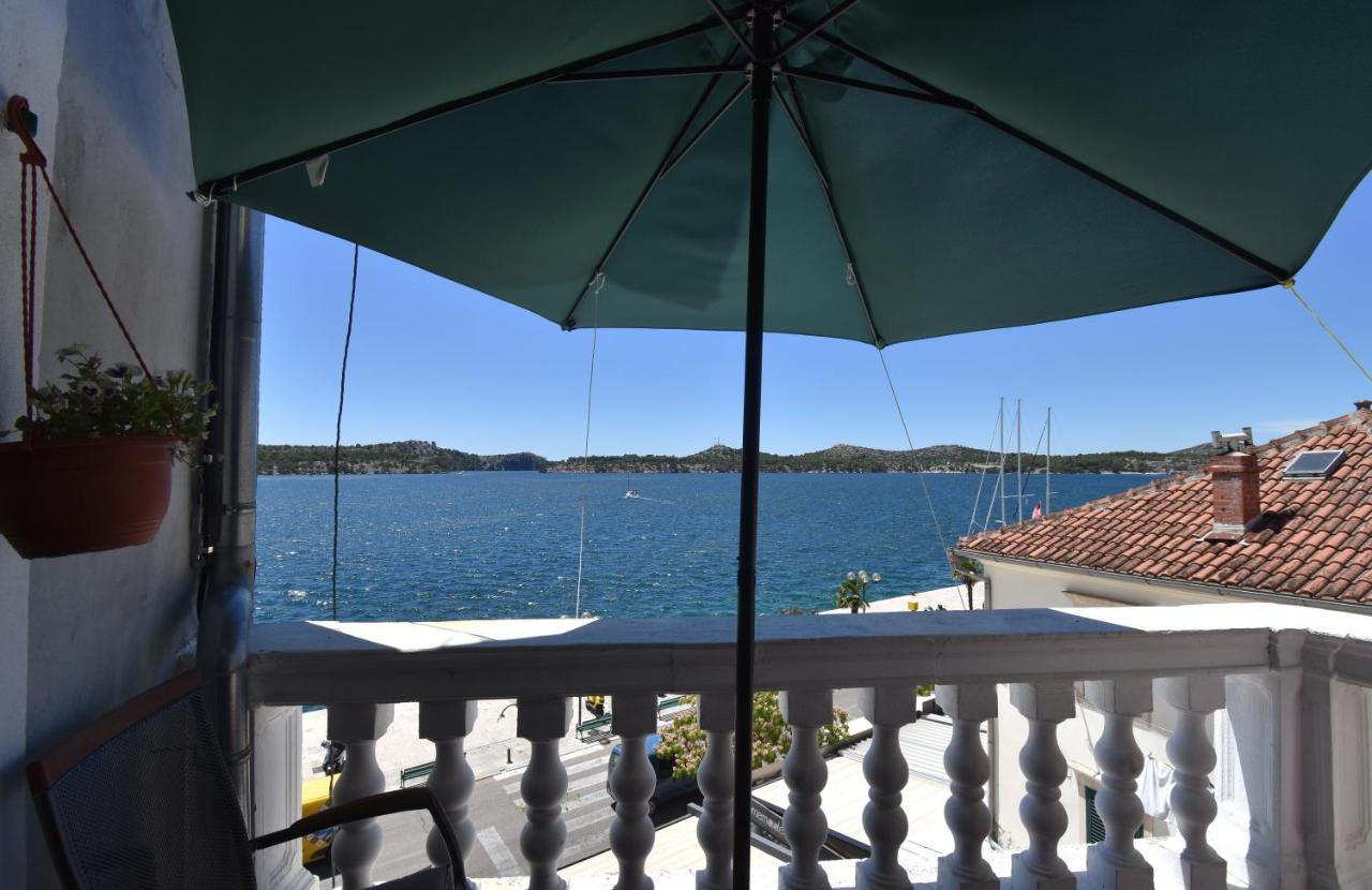 Apartmani Rina Šibenik Esterno foto
