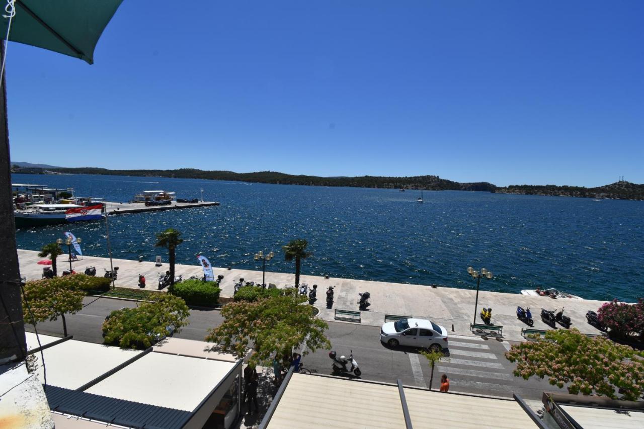 Apartmani Rina Šibenik Esterno foto