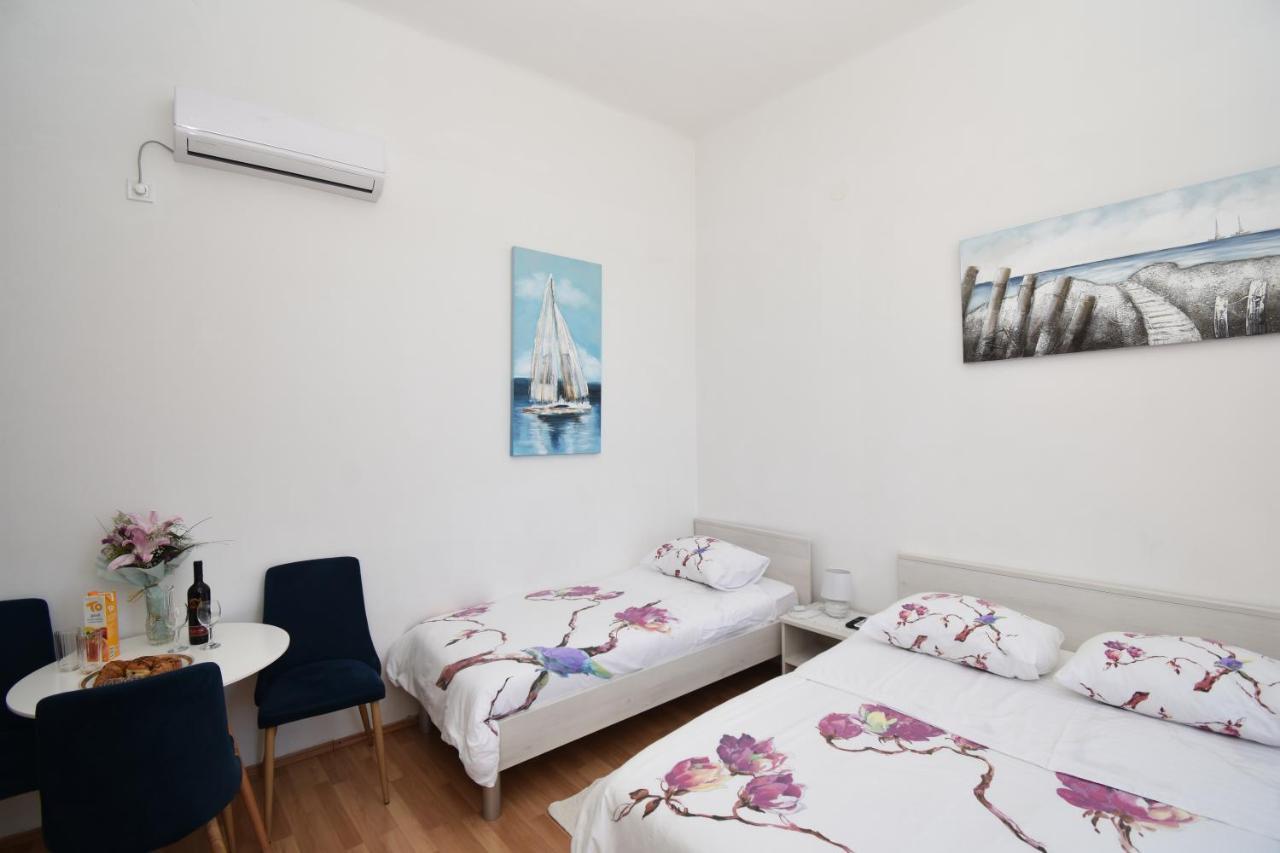 Apartmani Rina Šibenik Esterno foto