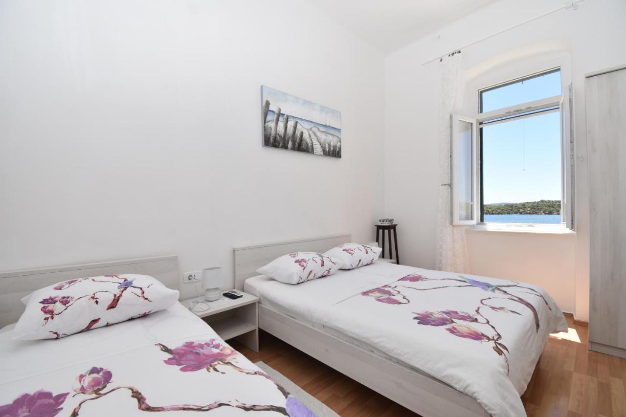 Apartmani Rina Šibenik Esterno foto