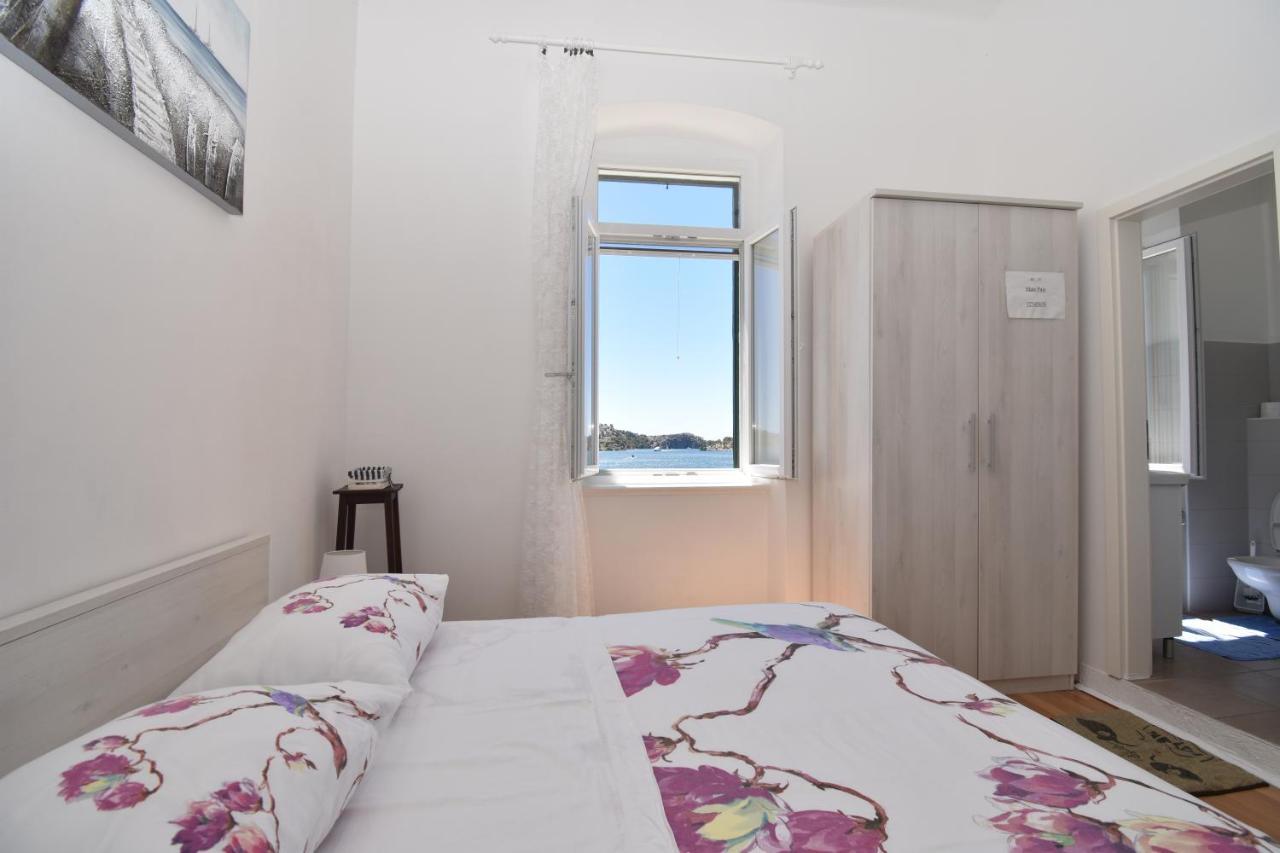 Apartmani Rina Šibenik Esterno foto