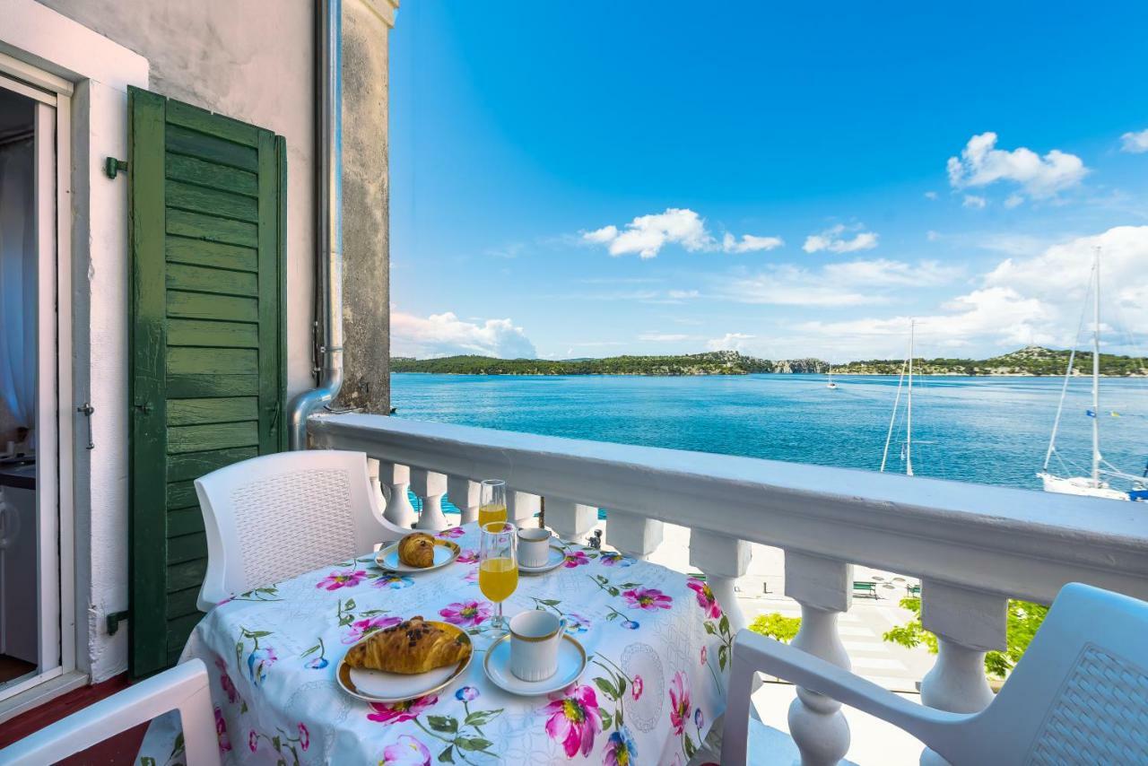 Apartmani Rina Šibenik Esterno foto