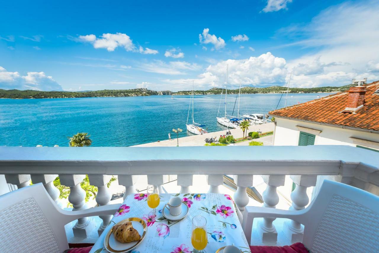 Apartmani Rina Šibenik Esterno foto