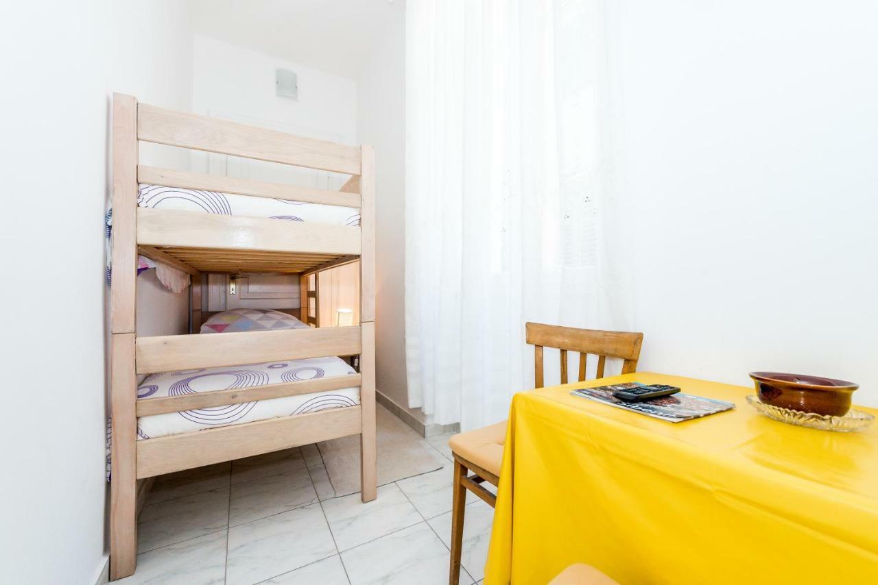 Apartmani Rina Šibenik Esterno foto