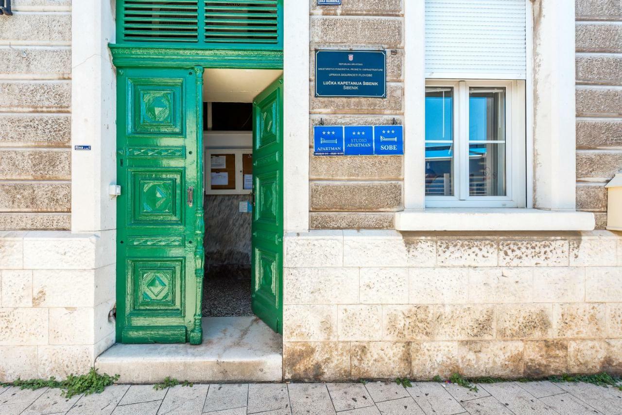 Apartmani Rina Šibenik Esterno foto