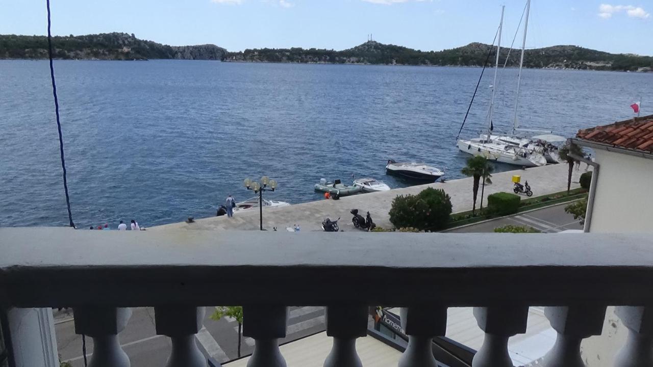 Apartmani Rina Šibenik Esterno foto