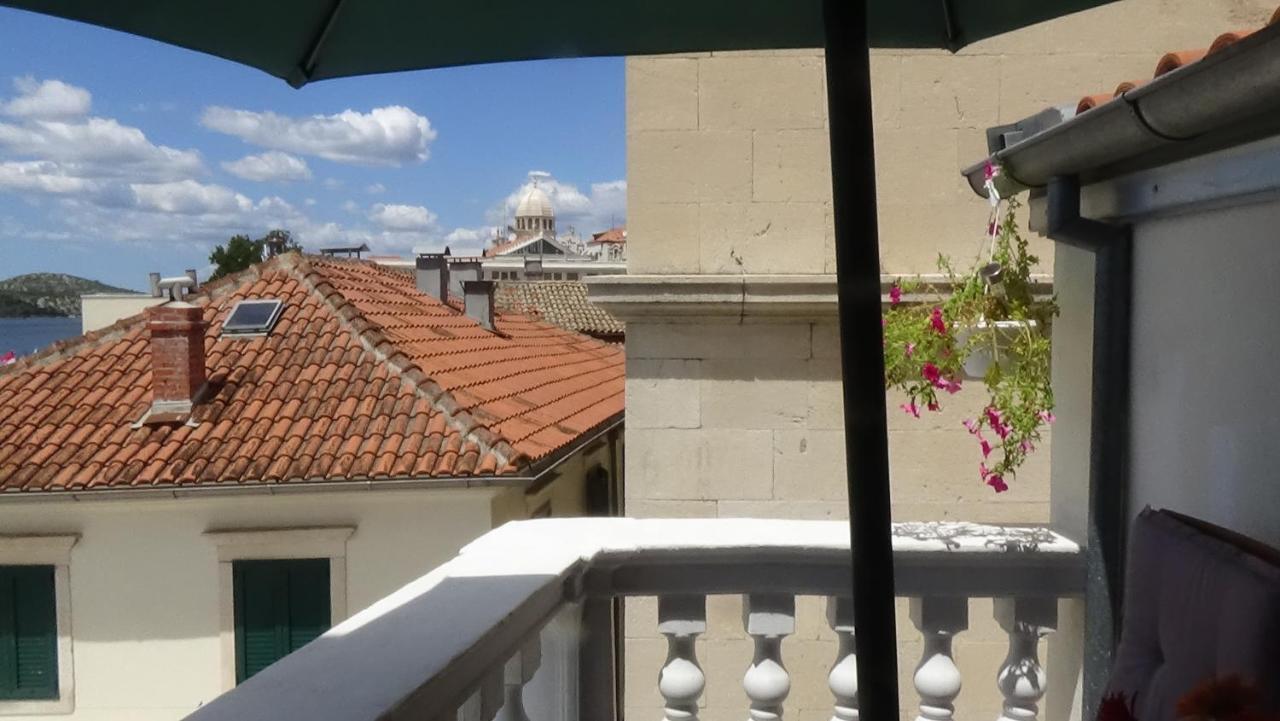 Apartmani Rina Šibenik Esterno foto